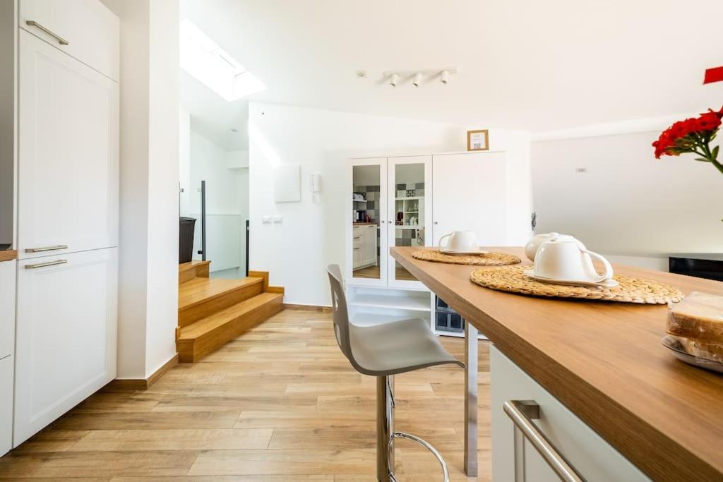 Apartamento Domus Coppola CTA Exterior foto